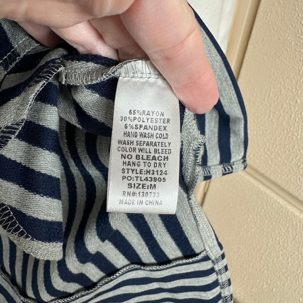 Umgee Dress Woman's Medium Hi Lo Hem w/ Pockets Grey & Navy Striped NWT - Picture 7 of 11
